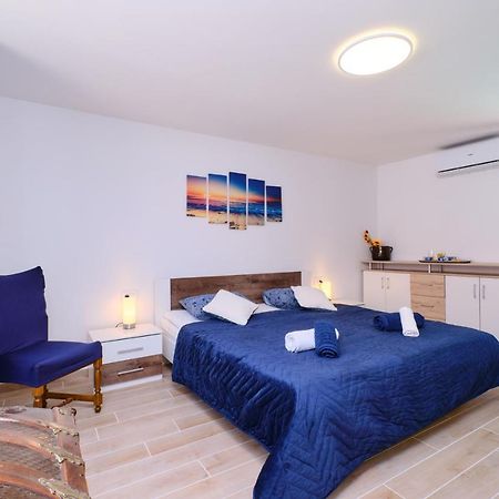 Apartment Kaleta Sveti Jakov Dış mekan fotoğraf