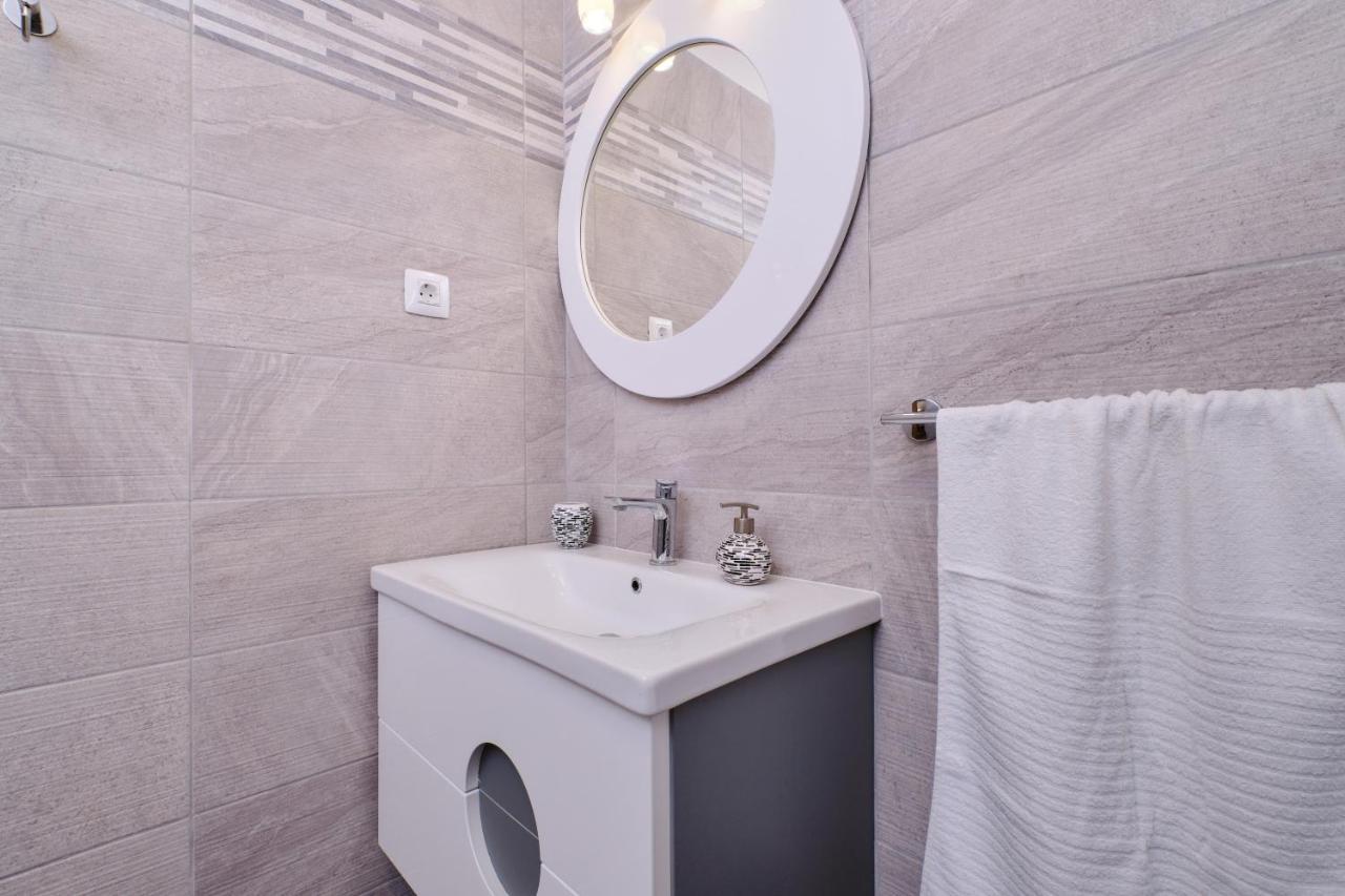 Apartment Kaleta Sveti Jakov Dış mekan fotoğraf