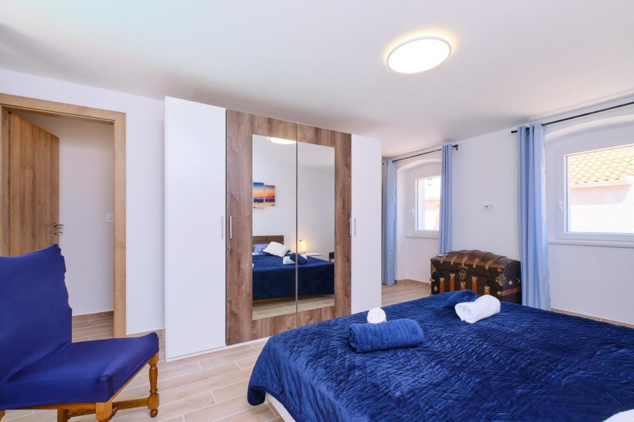 Apartment Kaleta Sveti Jakov Dış mekan fotoğraf