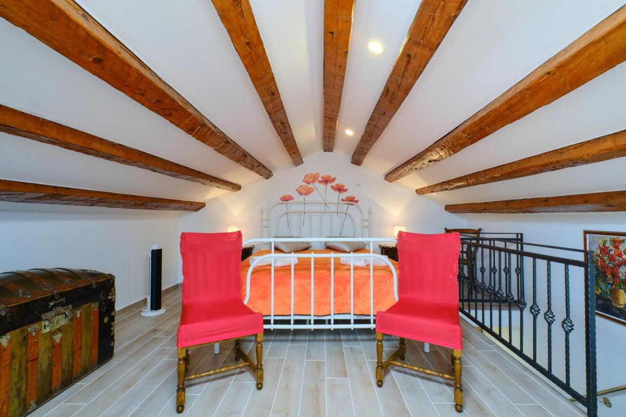 Apartment Kaleta Sveti Jakov Dış mekan fotoğraf